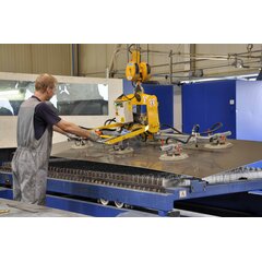 MT vacuum lifting device with beam