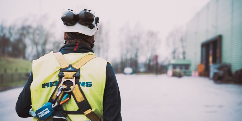 Keuring van hijs-, val en hoogwerkmiddelen bij Twence