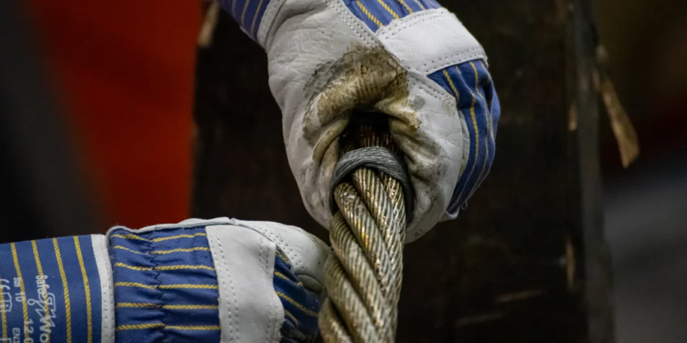 My steel wire rope broke spontaneously | Mennens Netherlands